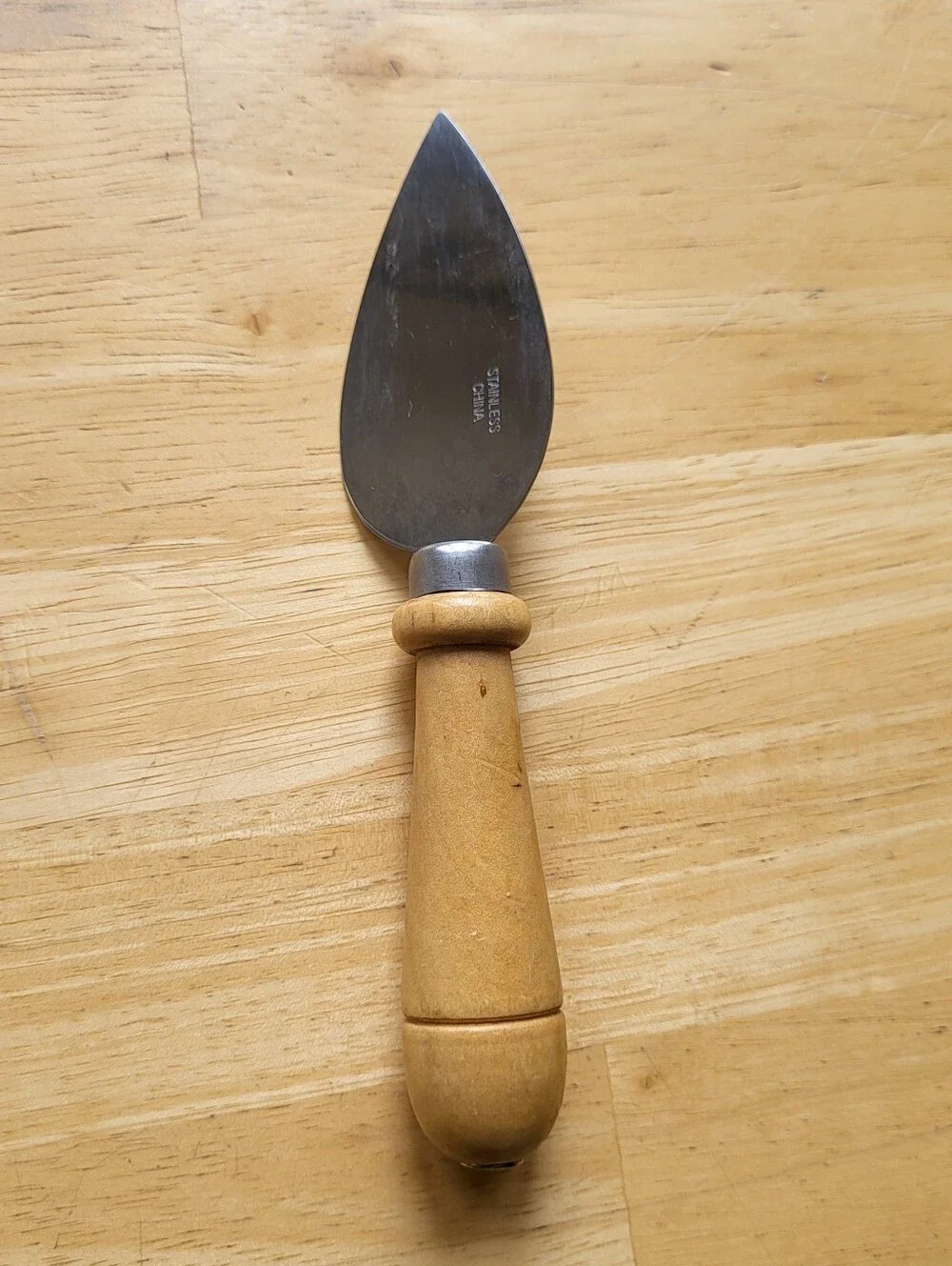 Vintage Stainless Steel Cheese Pie Short Knife Spatula Tan Wood Handle